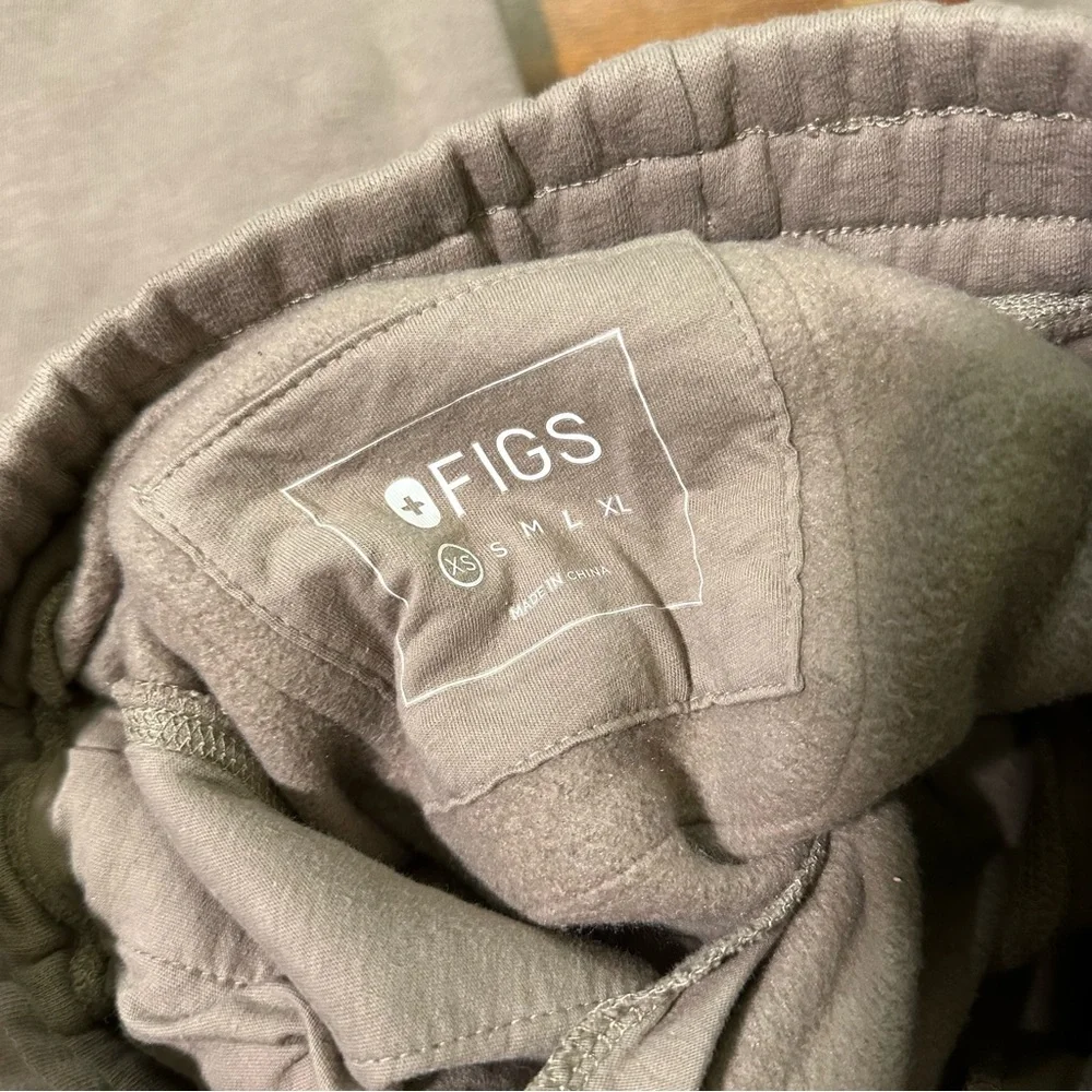 Figs Sweatpants Men’s Sz XS Green Off Shift Jogger Heavy Fleece Pants Tapered‎